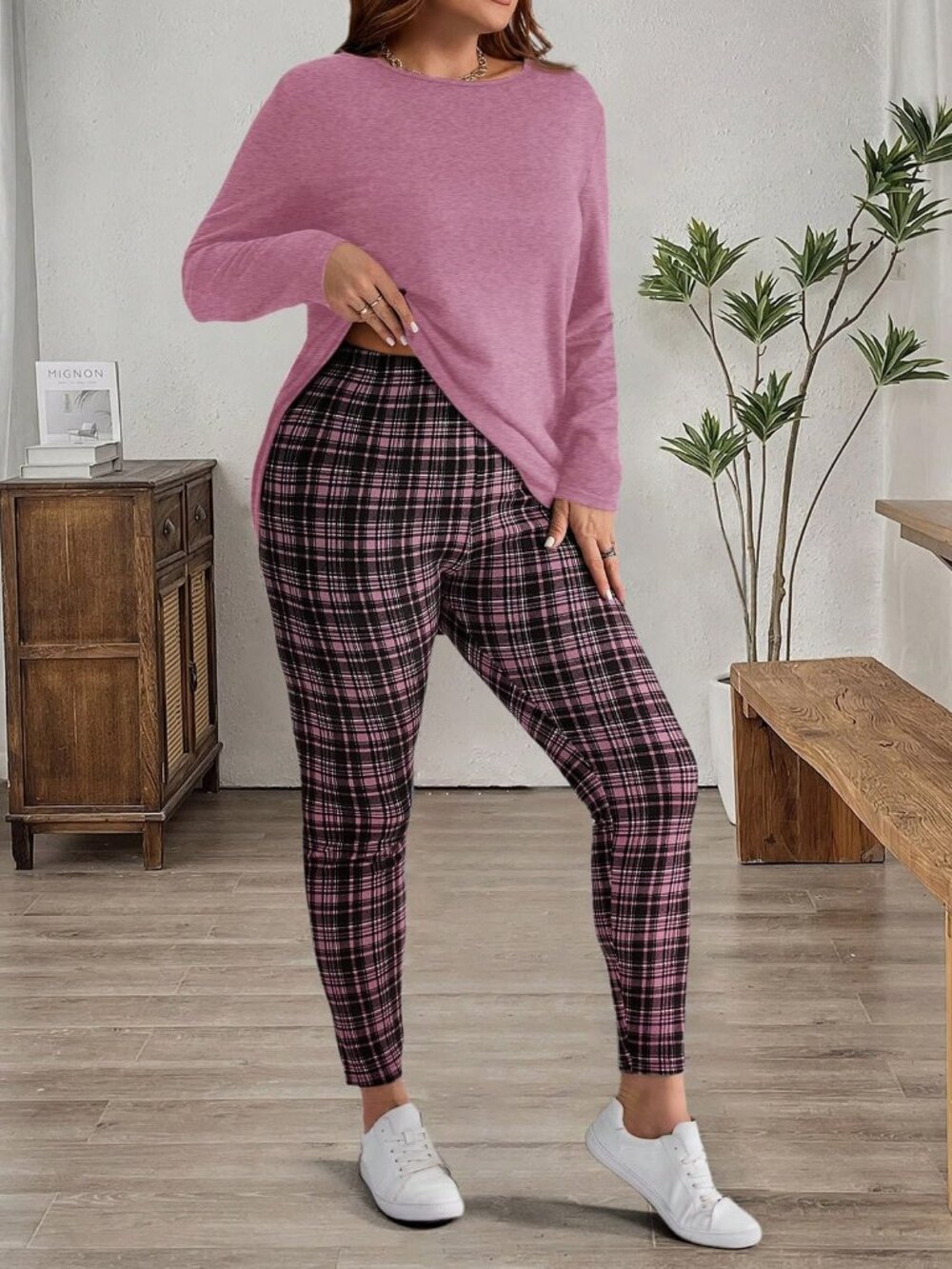 EMERY ROSE 2pcs Plus Size Women 16 (2XL) Pink Long sleeve top and plaid leggings